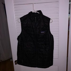 Women’s Patagonia puffer vest